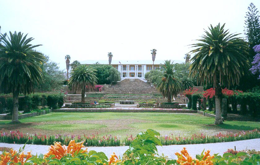Budynek Zgromadzenia Narodowego Namibii (Tintenpalast) w Windhuku / Wikimedia Commons