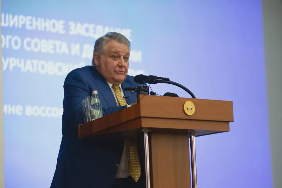 Ο πρόεδρος του Εθνικού Ερευνητικού Κέντρου «Ινστιτούτο Κουρτσάτοφ» Μιχαήλ Κοβαλτσούκ. Φωτογραφία: Υπηρεσία Τύπου του Συμβουλίου της Ομοσπονδίας της Ρωσικής Ομοσπονδίας / Wikimedia Commons (CC BY 4.0)