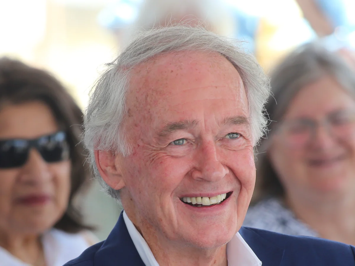 US Senator Ed Markey in 2024. Photo: Christopher Stewart / USDA, Wikimedia Commons. Public domain; cropped, converted to WebP.