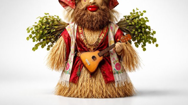 Мужик-Масленица: масленичка фигура мушкарца одевеног у женску одећу