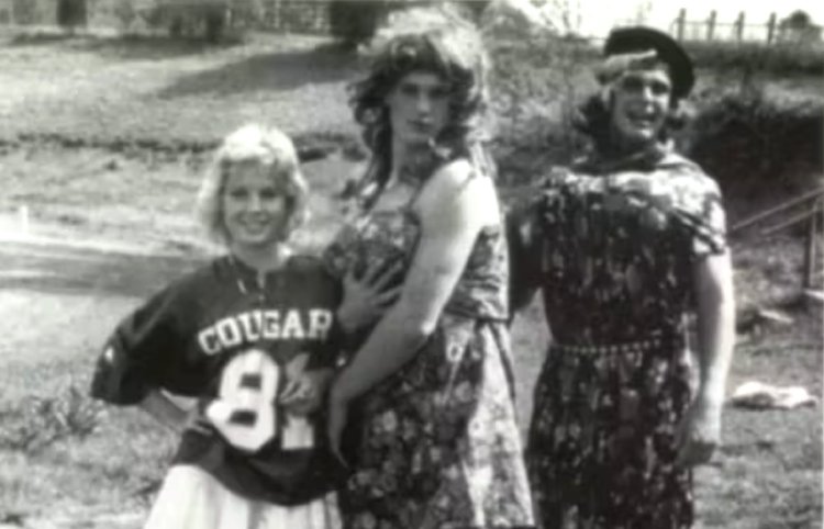 Zwei republikanische Politiker aus Georgia und ihre alten Fotos in Frauenkleidern