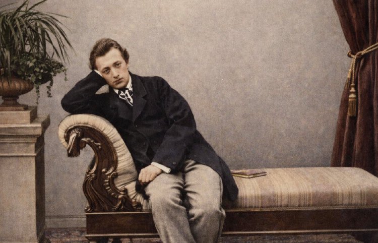 Алексей Апухтин: гомосексуал, поэт и друг Чайковского